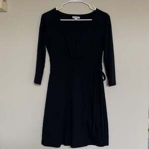 Garnet‎ Hill Women's Black Three-Quarter Knit Wrap Dress, Size S